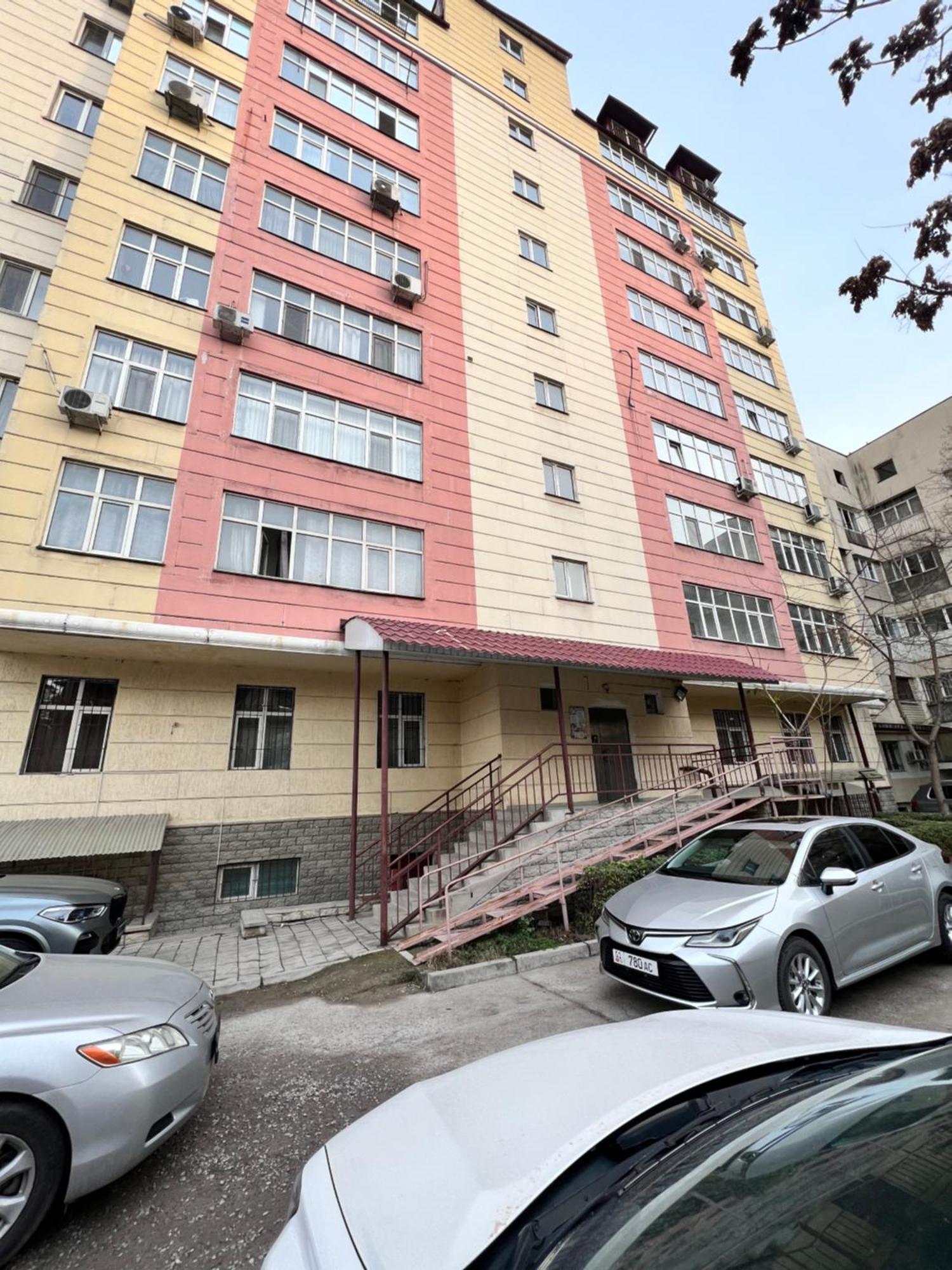 Hyat Apartment 比什凯克 外观 照片